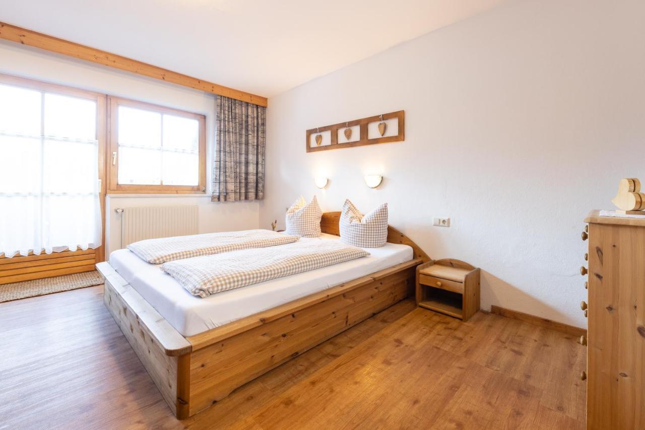 Kassnhof - Urlaub In Den Bergen Apartment Telfes im Stubai Exterior photo